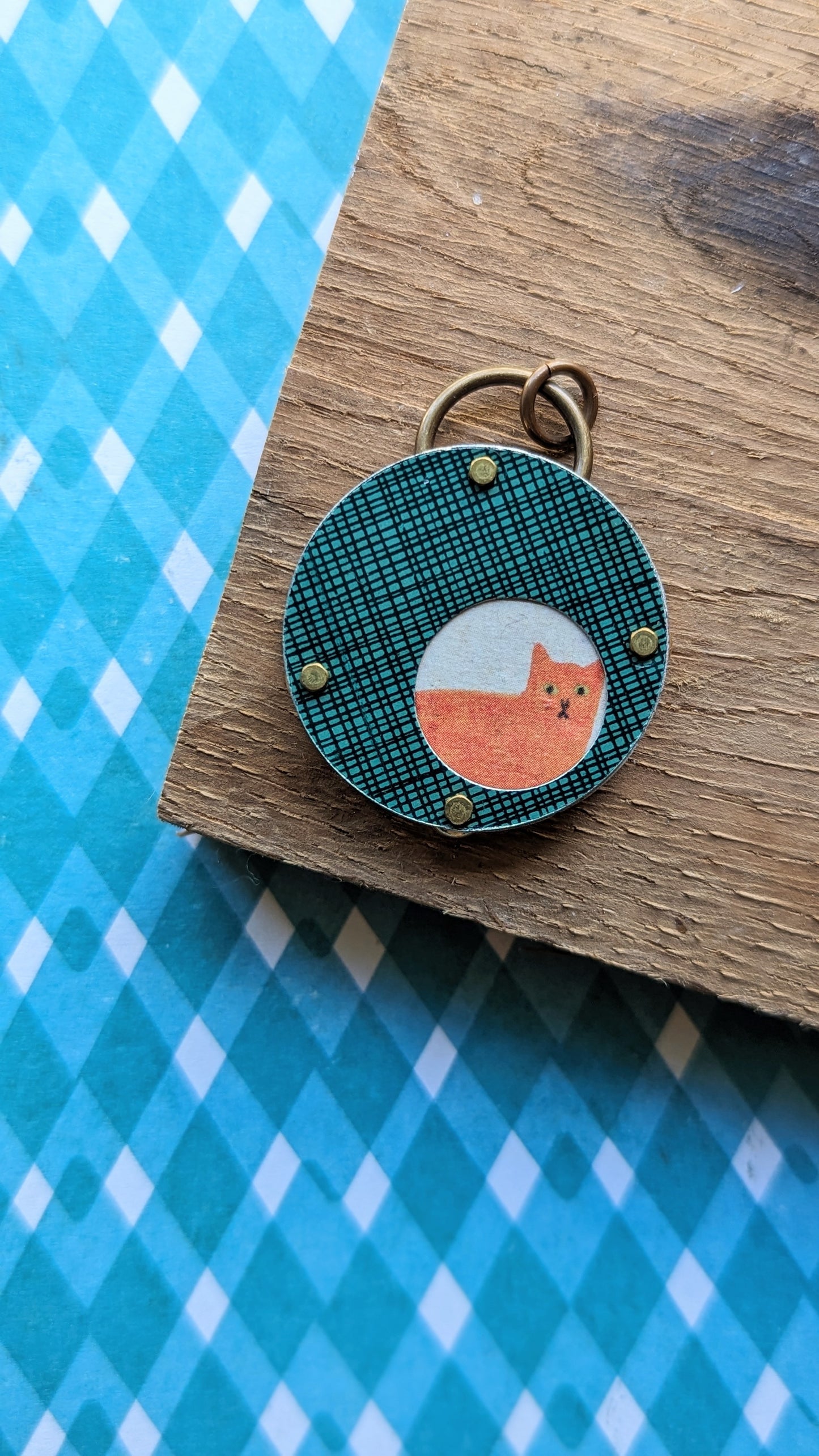 Tin Snippets Peek a Boo Cat Pendant