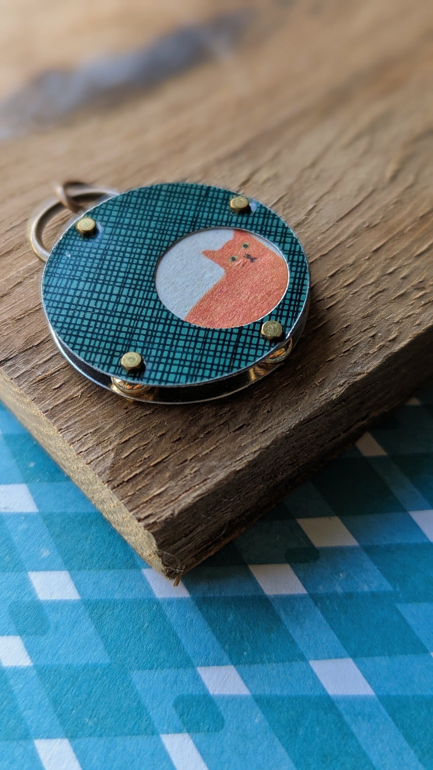 Tin Snippets Peek a Boo Cat Pendant