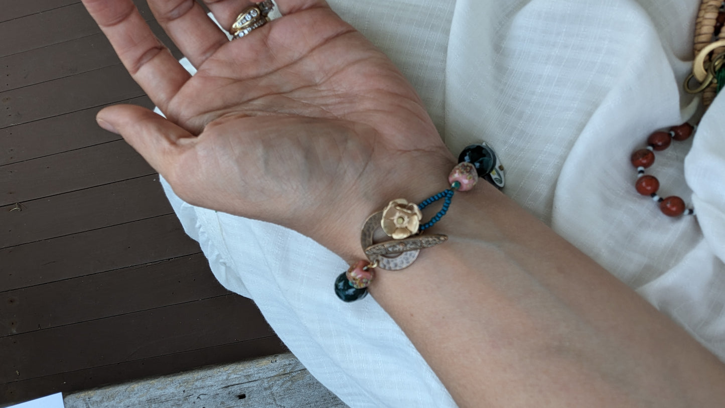 Tulips Beaded Charm Bracelet