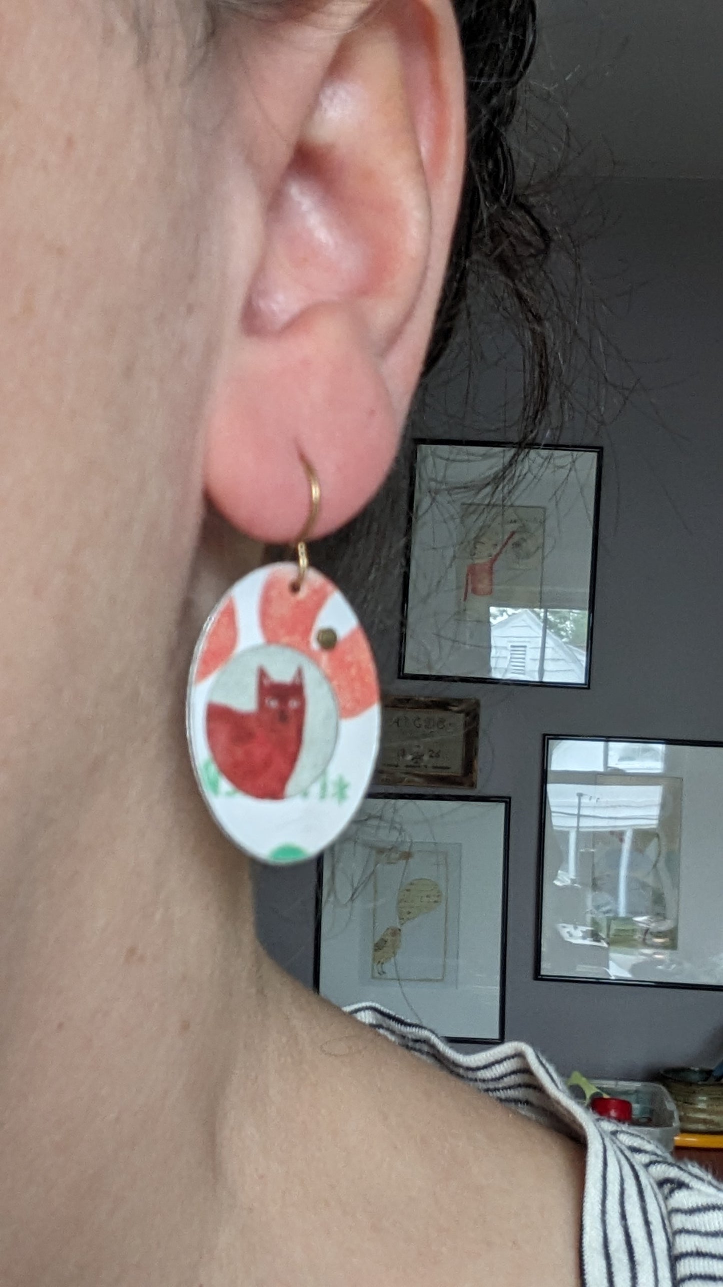 Harbinger Collection CAT SERIES Peek a Boo Oval Earrings